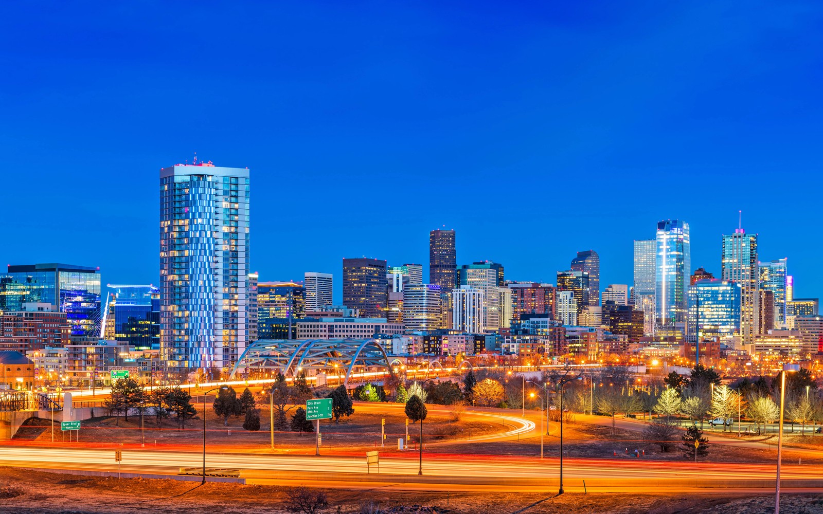 image-pic Aerial Lift Financing in Denver, CO